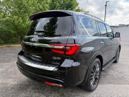 Mineral 2024 INFINITI QX80 Sensory