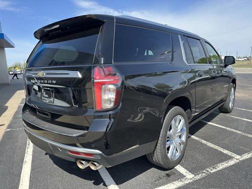 2024 Chevrolet Suburban 4WD High Country
