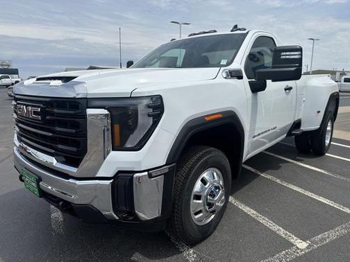 2025 GMC Sierra 3500 Base