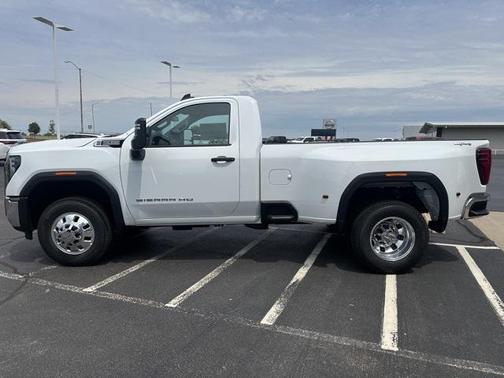 2025 GMC Sierra 3500 Base