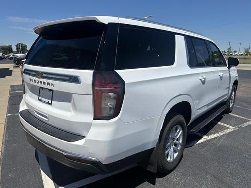 2024 Chevrolet Suburban LS