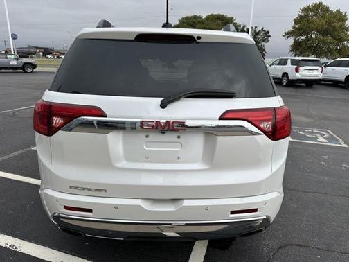 2019 GMC Acadia Denali