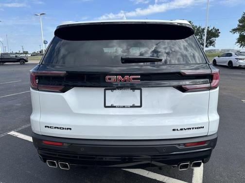 2025 GMC Acadia FWD Elevation