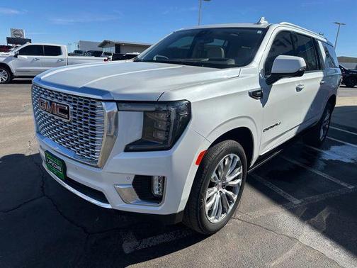2022 GMC Yukon XL Denali