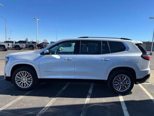 2024 GMC Acadia Denali