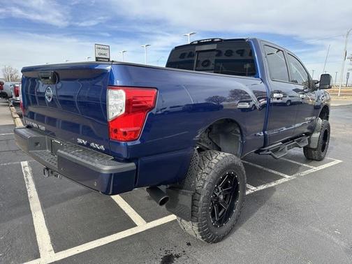 2021 Nissan Titan XD SV