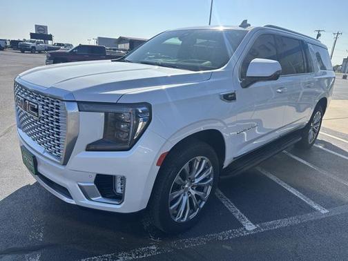 2022 GMC Yukon XL Denali