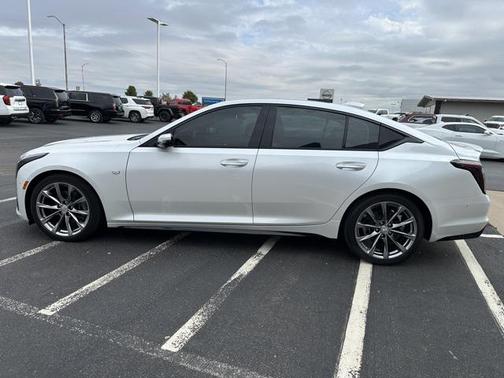 2025 Cadillac CT5 Sport