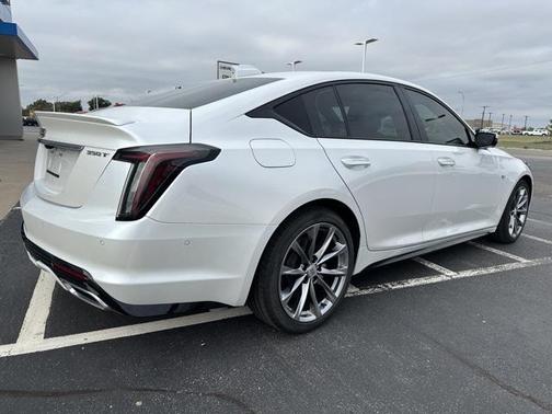2025 Cadillac CT5 Sport