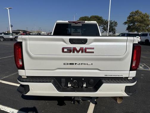 2023 GMC Sierra 2500 Denali