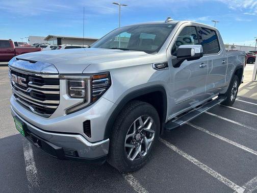 2022 GMC Sierra 1500 SLT