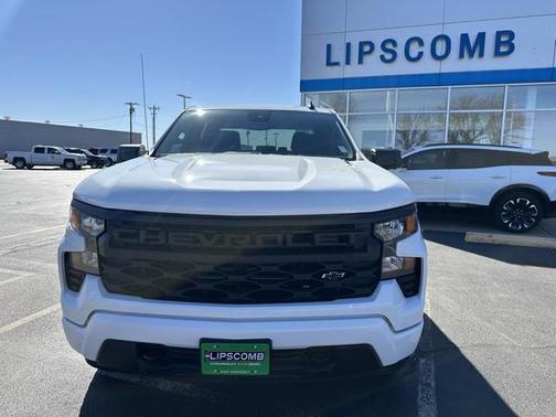 2025 Chevrolet Silverado 1500 Custom