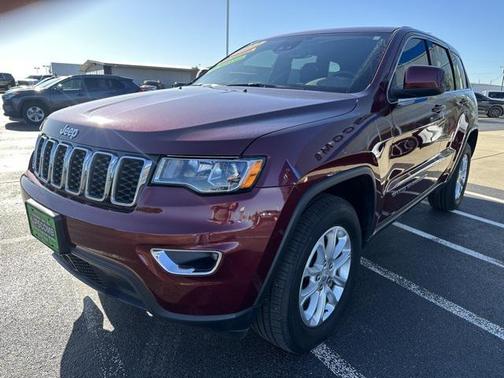 2022 Jeep Grand Cherokee Laredo