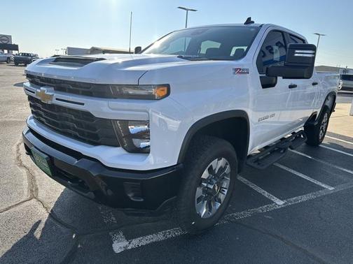 2024 Chevrolet Silverado 2500 Custom