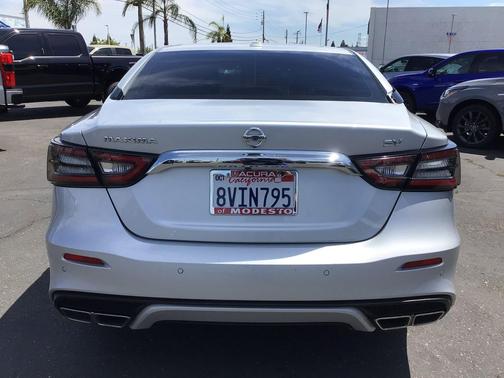 Brilliant Silver Metallic 2020 Nissan Maxima 3.5 SV