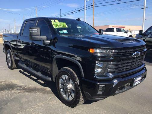 2024 Chevrolet Silverado 2500 Custom