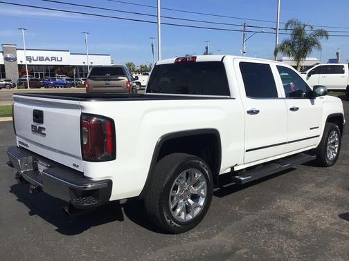 Summit White 2018 GMC Sierra 1500 SLT