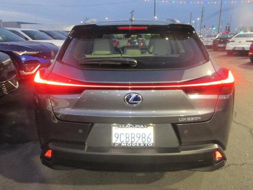 2022 Lexus UX 250h Base