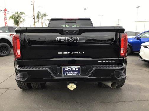 2022 GMC Sierra 3500 Denali