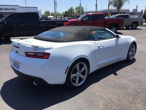 Summit White 2016 Chevrolet Camaro 1SS