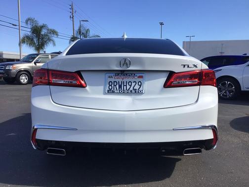 Platinum White Pearl 2020 Acura TLX Technology