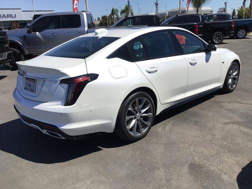 2025 Cadillac CT5 Sport