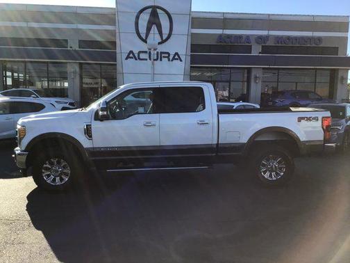 2017 Ford F-350 Lariat