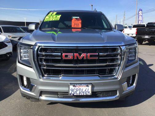 2023 GMC Yukon SLT
