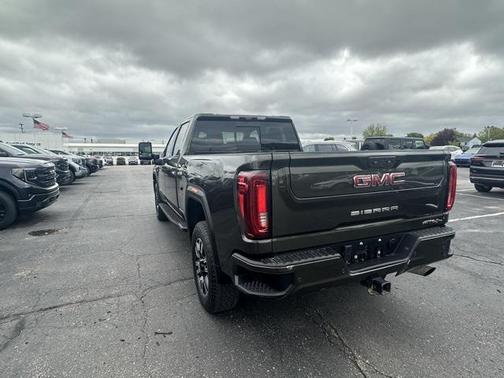 2022 GMC Sierra 2500 AT4