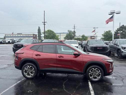2024 Chevrolet Trax LT