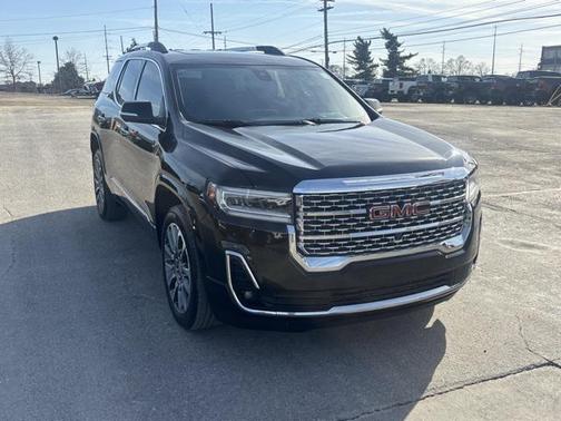 2022 GMC Acadia Denali