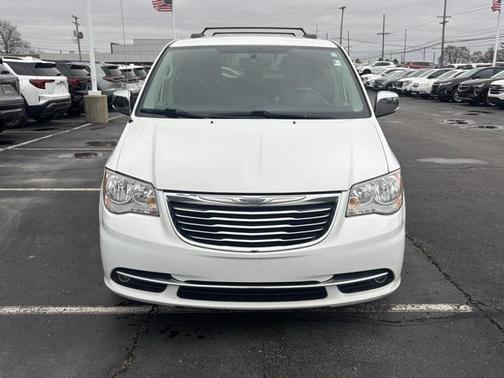 2016 Chrysler Town & Country Limited
