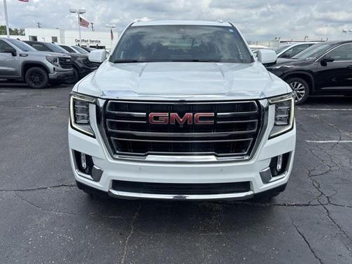 2022 GMC Yukon SLT