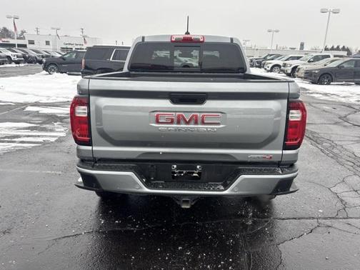2023 GMC Canyon AT4