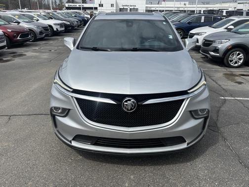 2022 Buick Enclave AWD Essence