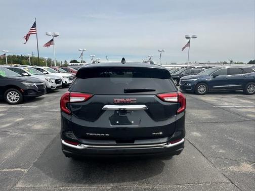 2022 GMC Terrain Denali