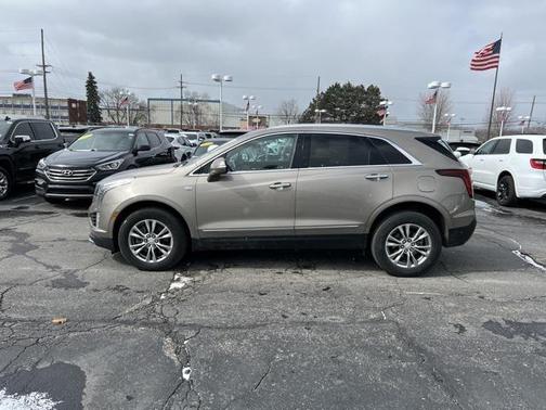 2023 Cadillac XT5 Premium Luxury