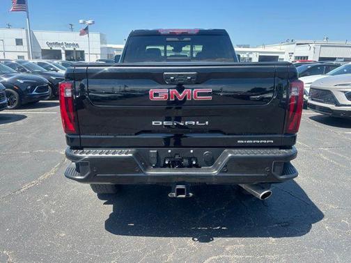 Onyx Black 2024 GMC Sierra 2500 Denali