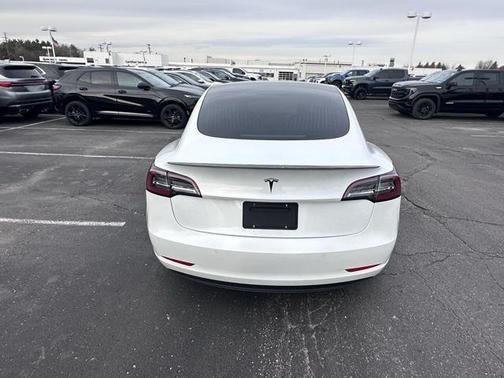 2020 Tesla Model 3 Standard Range