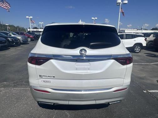 2023 Buick Enclave Essence AWD