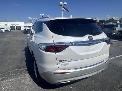2023 Buick Enclave Essence AWD