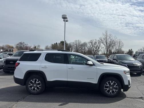 2022 GMC Acadia FWD SLE