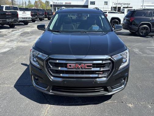 2023 GMC Terrain AWD AT4