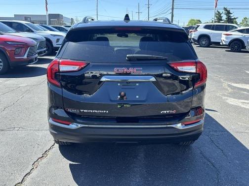 2023 GMC Terrain AWD AT4