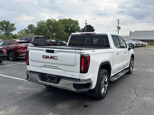 2022 GMC Sierra 1500 SLT