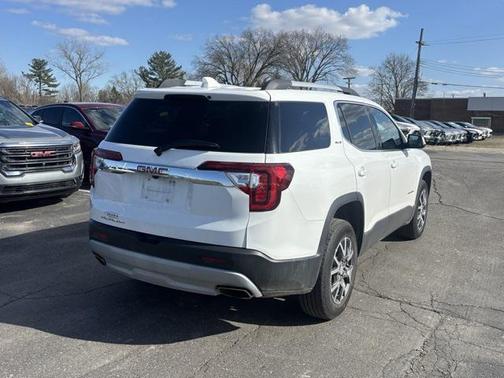 2023 GMC Acadia FWD SLE