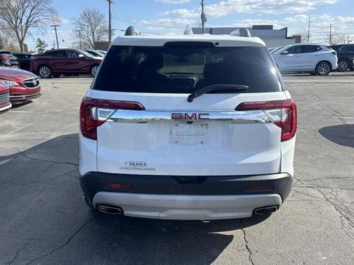 2023 GMC Acadia FWD SLE