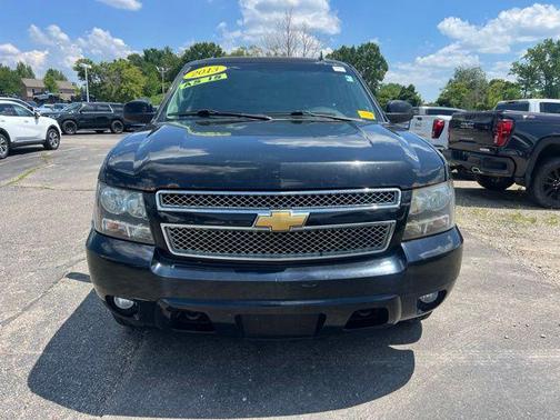 Black 2013 Chevrolet Suburban 1500 LT