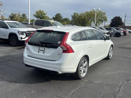 2016 Volvo V60 T5 Premier