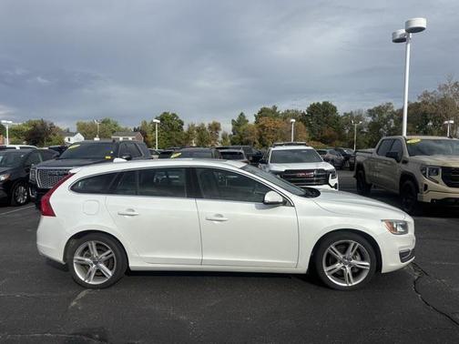 2016 Volvo V60 T5 Premier